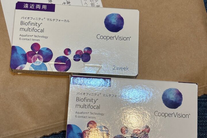 ゆうパケットで届いたコンタクトレンズ