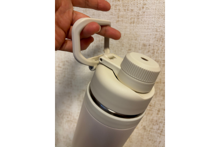 持ち手を持っているところの横からみたところ