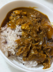30雑穀米のきのこミックスとカレーの画像